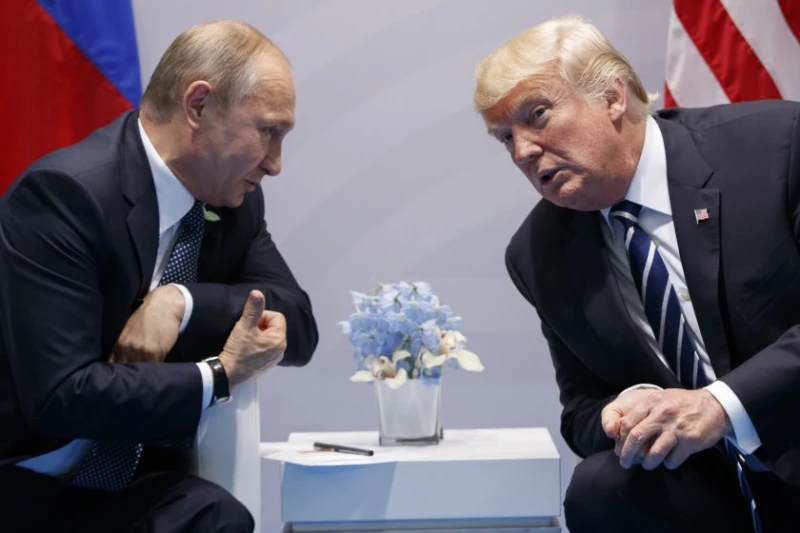 Професор: Сега има два агресора - Путин и Тръмп, само че онзи е военен престъпник, а този - търговски