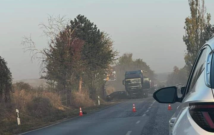 ТИР отново се обърна в Хаинбоаз, преминаването е затруднено