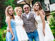 Съдбата му се усмихна, след като преди това остана вдовец