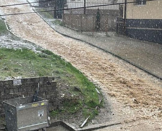 Асеновград се съвзема след водното бедствие