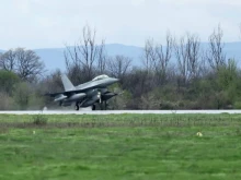 Посолството на САЩ помогна на България да посрещне първия си изтребител F-16