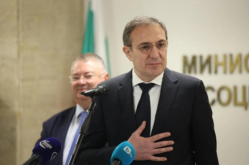 Гуцанов: На 78 ден на правителството да поискаш вот на недоверие звучи малко несериозно