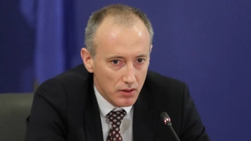 Красимир Вълчев: Обсъждаме цялостна промяна в учебните програми по български език, литература и история 