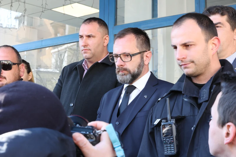 "Продължаваме промяната": Шефът на АПИ трябва да бъде освободен