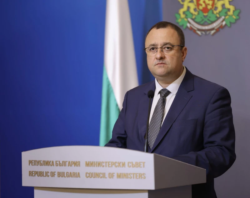 Регионалният министър Иван Иванов поиска освобождаването на шефове в АПИ