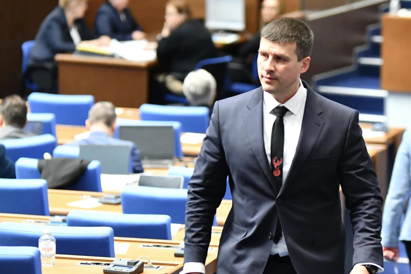 Ивелин Михайлов се оплака от саботаж в парламента: Не ни се дава достъп до комисии