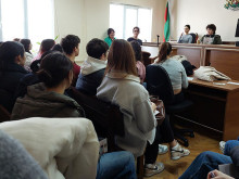 Ученици на Първа ЕГ разиграха казус със симулирана медиация в Районен съд - Варна