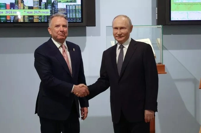 Путин и специалният пратеник на Тръмп се срещат в Санкт Петербург