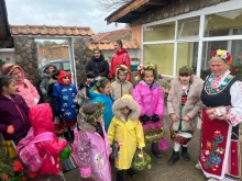 Лазарки огласиха домовете в няколко пловдивски села