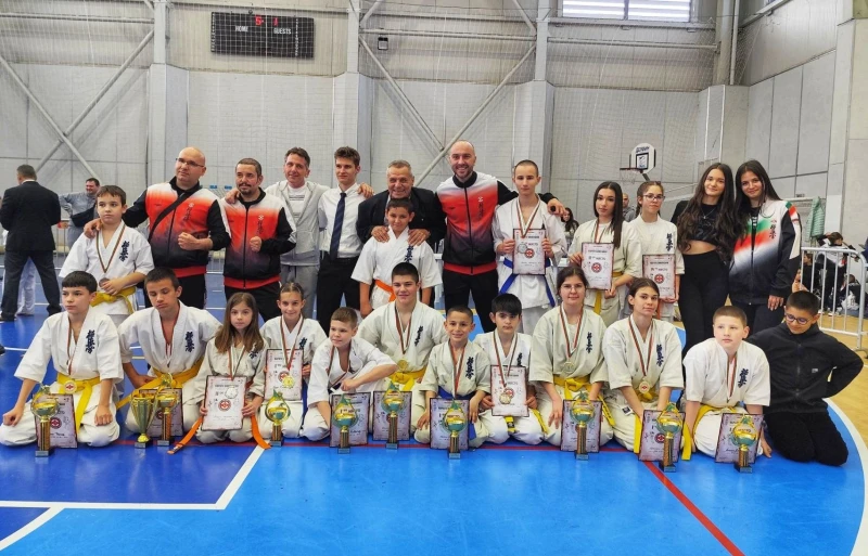 Каратеките на СК "Улот Сморт" (Пловдив) с отлично представяне в държавното първенство