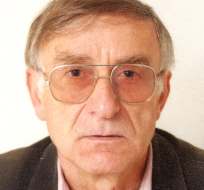 Почина Илия Пехливанов