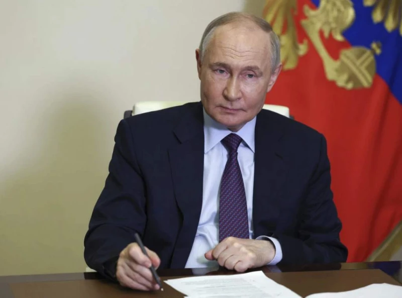Путин: Русия планира да изследва дълбокия космос