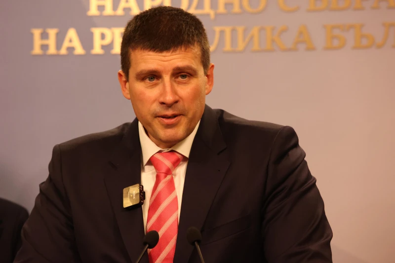 "Величие" ще инициира трети вот на недоверие срещу кабинета "Желязков"