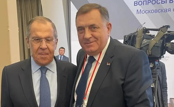 Лавров с писмо до Додик: Подкрепяме усилията ви, Москва предприема мерки за сигурността на Балканите