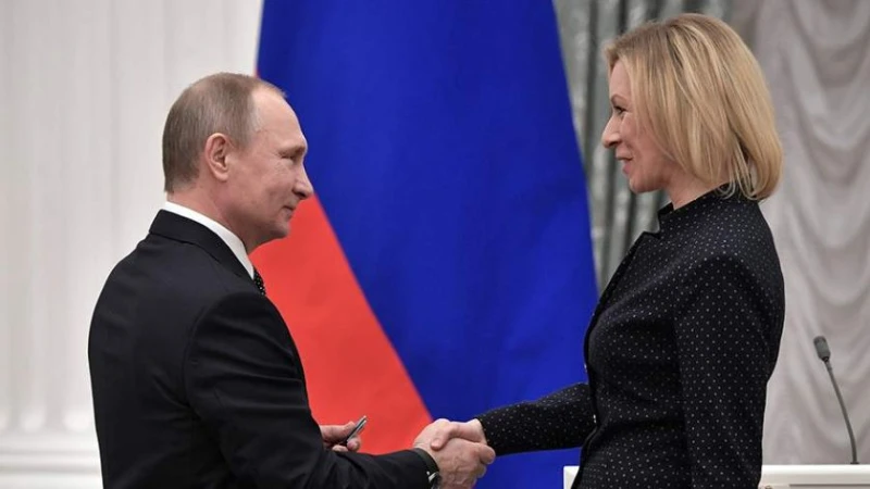 Путин награди Захарова