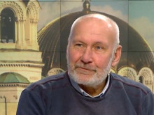 Проф. Николай Овчаров: Ние сами си докарваме това положение с плюенето помежду си