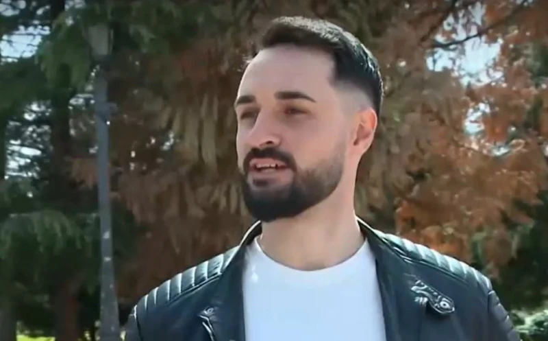 "Във всеки един момент тези хора са в мислите ми": Историята на Влади, който помага на бедни и бездомни не само по празниците