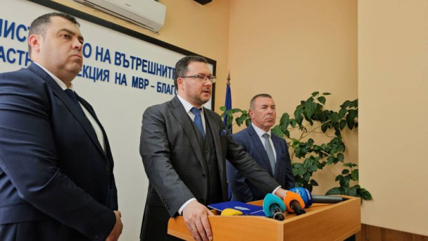Четирите години политическо безвремие склерозираха много системи Това каза министърът