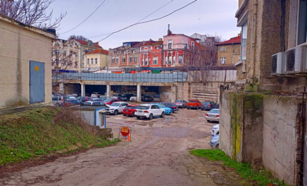 Стана ясно какви са плановете за Дупката в центъра на Варна
