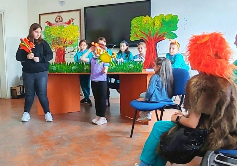 Кюстендилски ученици на среща с Иво Сиромахов в сърцето на планината