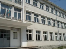 Искат закриване на две училища в община Търговище