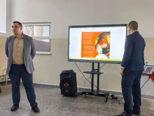Извънредна родителска среща за превенция на пътния травматизъм и културата на шофиране в Костинброд