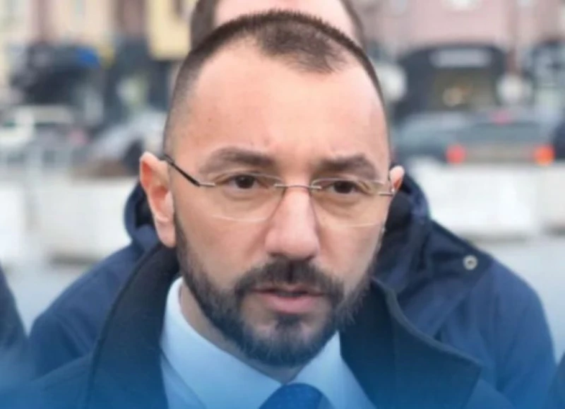 Антон Хекимян: Коалицията се разпадна, защото Бонев не успя да постави свой човек на мястото на главния архитект
