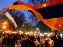 Факелно шествие във Варна по повод 110 години от арменския геноцид