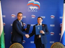 "Възраждане" подписа с партията на Путин