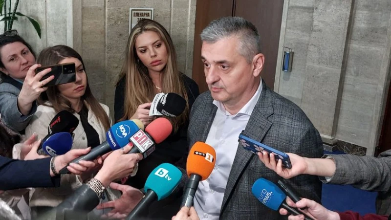 Кирил Добрев: БСП ще съдейства за подаване на съдебни искове на гражданите срещу мобилните оператори