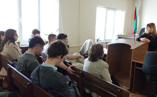 Ученици гостуваха на Варненския районен съд