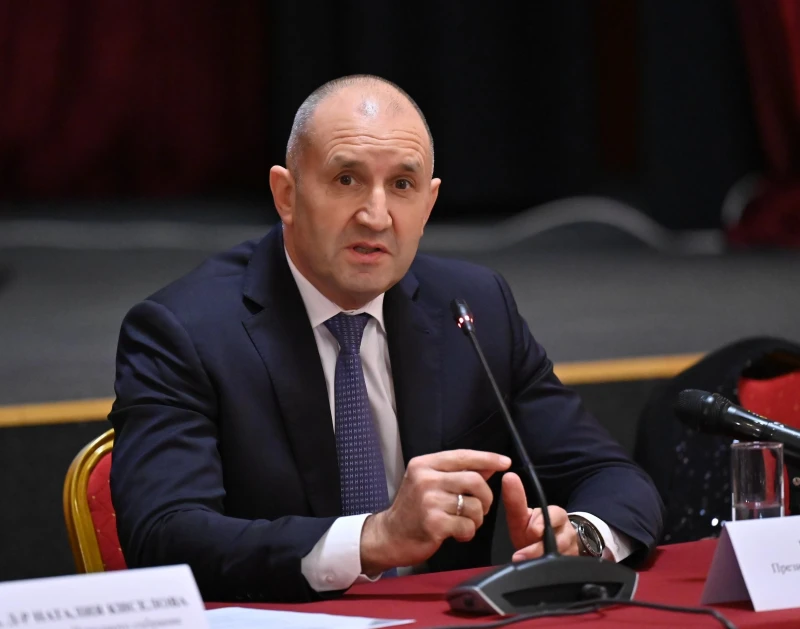 Радев на 1 май: Трудът не бива да е сведен до средство за оцеляване