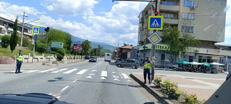 Шофьори: Ето я причината, поради която минаваме през Кресна вече два часа
