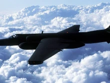 Сбогом Dragon Lady: САЩ пенсионират легендарния шпионски самолет U-2