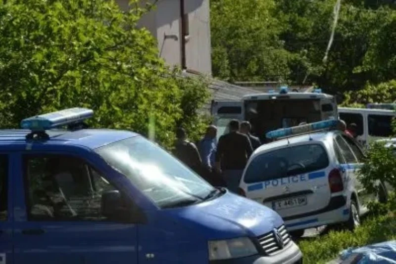Жестокото убийство в Хасково: Очаква се прокуратурата да поиска постоянен арест за задържаното 17-годишно момче