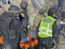 Русия нанесе най-малко 10 удара по Запорожие: 29 души са ранени, разрушена е многоетажна сграда