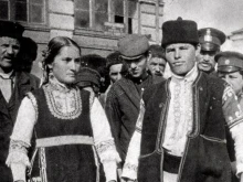 Колоритът на шопския диалект: И сам да сам на опашката, па че се прередим