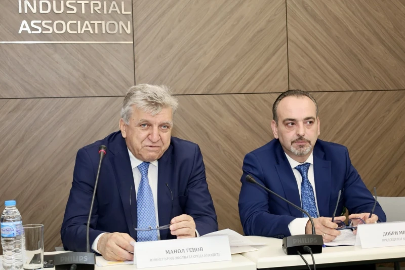 Министър Генов обсъди основни предизвикателства пред бизнеса с членове на Българската стопанска камара