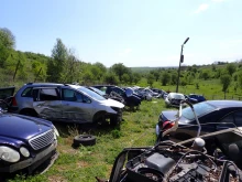 Мащабни полицейски проверки на автокъщи и сервизи за коли в Разградско