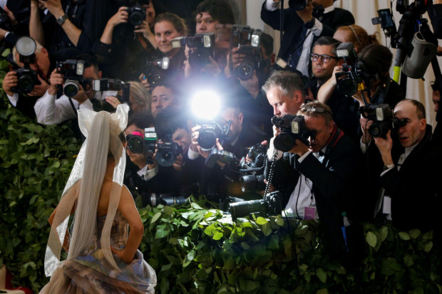 Нюйоркски шик с щипка провокация: Еуфорията за Met Gala вече започна