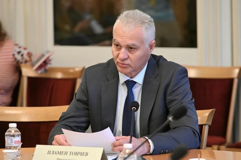 МЕЧ: Пламен Тончев е може би най-неподходящият човек да оглави Комисията по досиетата