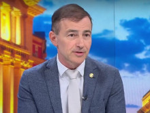 Евродепутат: Трябва да оправяме бакиите по ПВУ