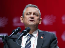 Лидерът на турската Републиканска народна партия Йозгюр Йозел е бил нападнат