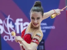 Шокиращо! Изгонена от България гимнастичка игра под български влаг в Русия