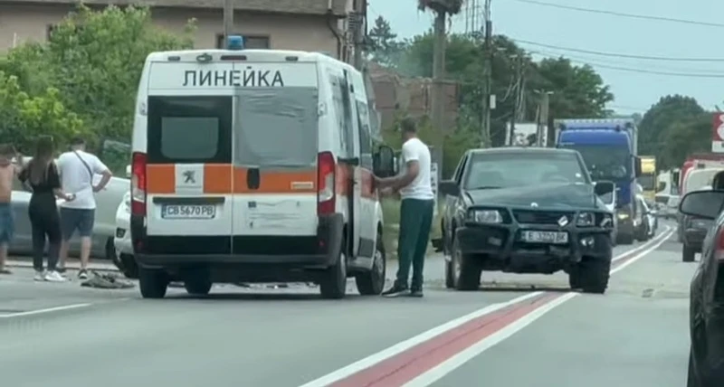 Верижна катастрофа на Е-79 край Кресна