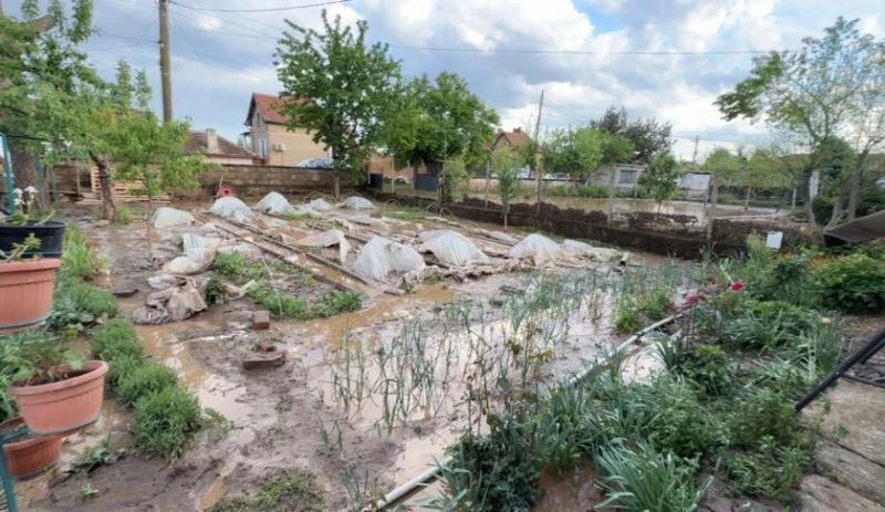 След проливния дъжд: Селата Кобиляк и Лехчево отново са под вода