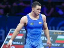 12 национали от класическата борба отговарят на Федерацията