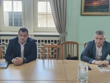 Областният управител на Бургас поиска достъп до системите за сателитно наблюдение на морето