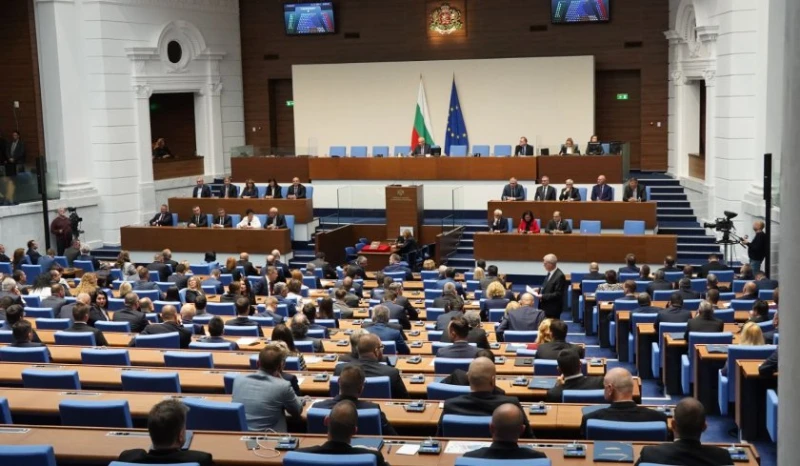 Отложиха отпадането на шестте депутатски имунитета