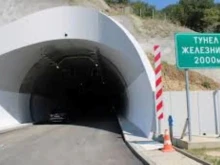 Ограничават движението в посока Кулата през тунел "Железница" на АМ "Струма" за почистване на съоръжението, ето кога